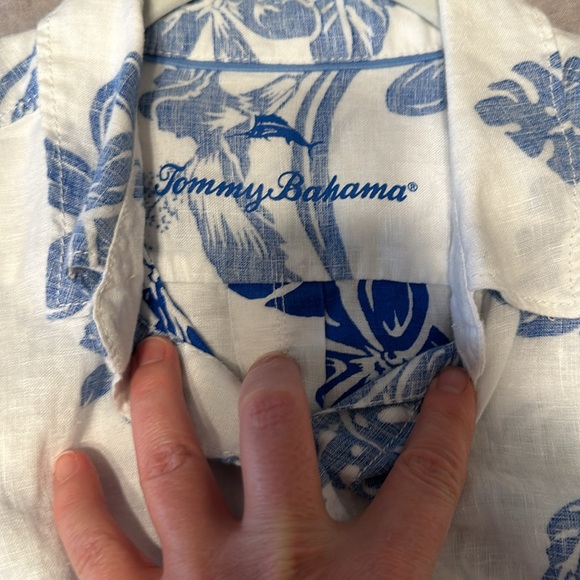 Tommy Bahama Reverse Print Button Down - Picture 5 of 7